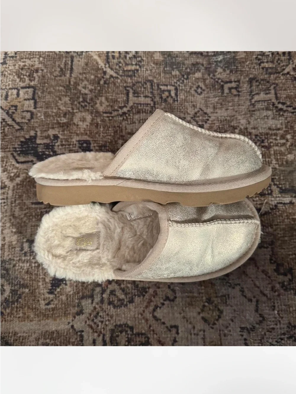 UGG kids keegan